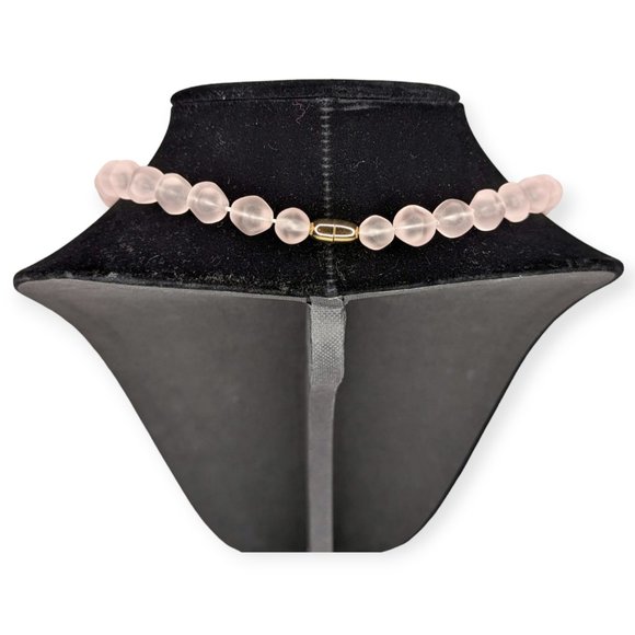 Light Pink Frosted Beaded Necklace - Picture 6 of 10